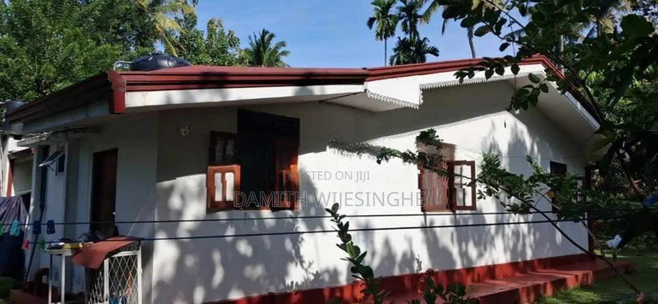 නිවස සමග අගනා ඉඩම විකිනීමට - බලන්ගොඩ