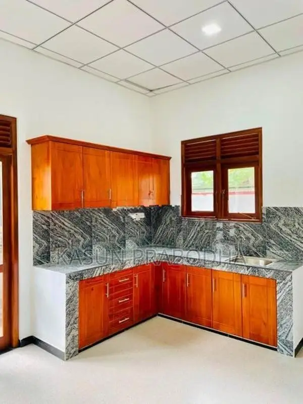 Brand New House for Sale - Kottawa