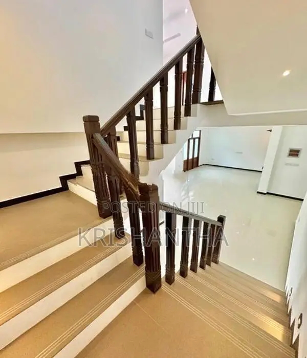 Modern House For Sale in Kandana