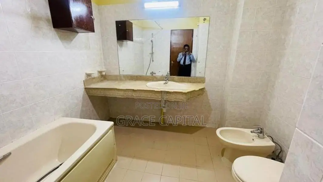 unfurnished apartment for rent