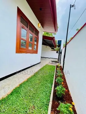 Brand New House for Sale - Kottawa