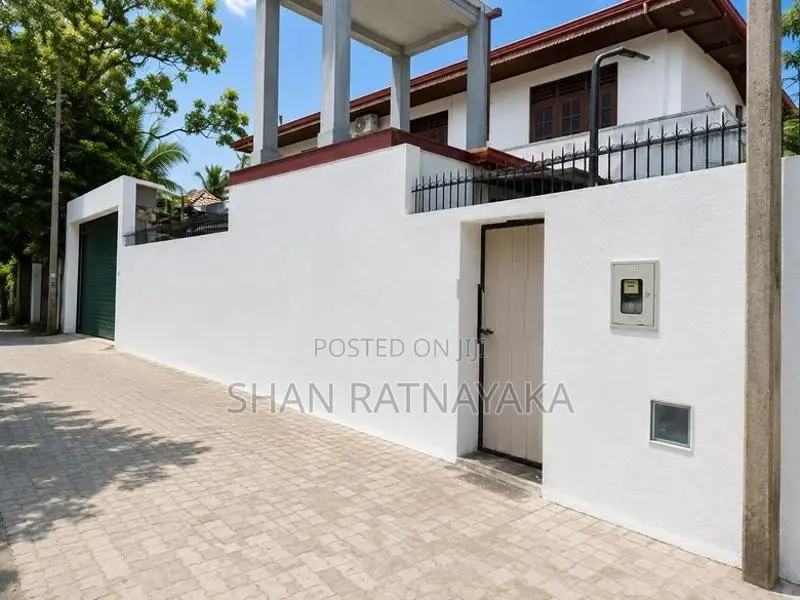 Two-Storey Villa for Sale in Kadawatha