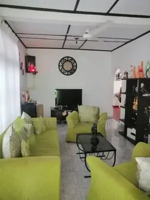 single storey house sale Raddoluwa