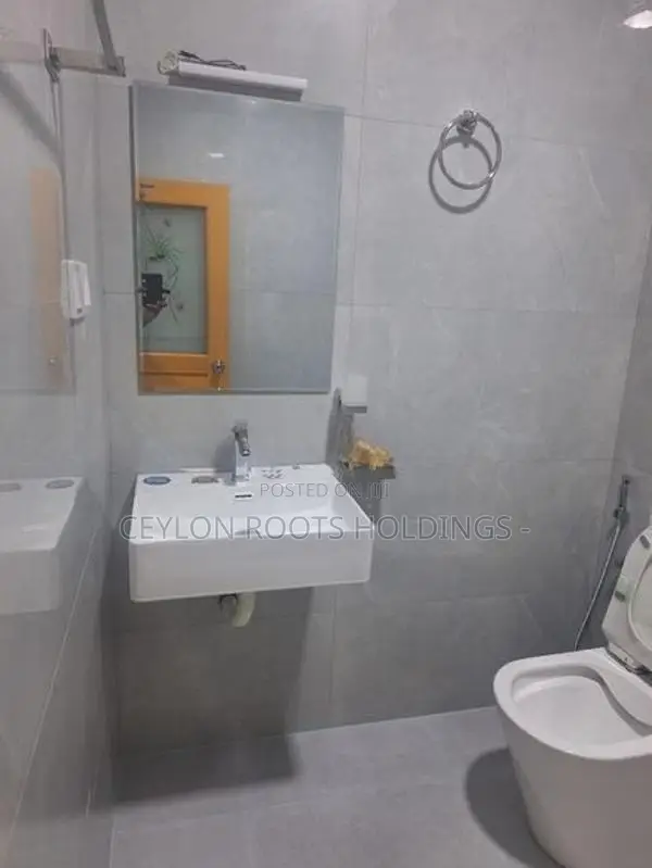 Fully Separte Entrance 01st(Up)Floor House for Rent in Koswatta SRH 10