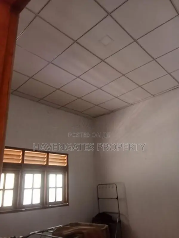 new house sale Udugampola - 10 Perches