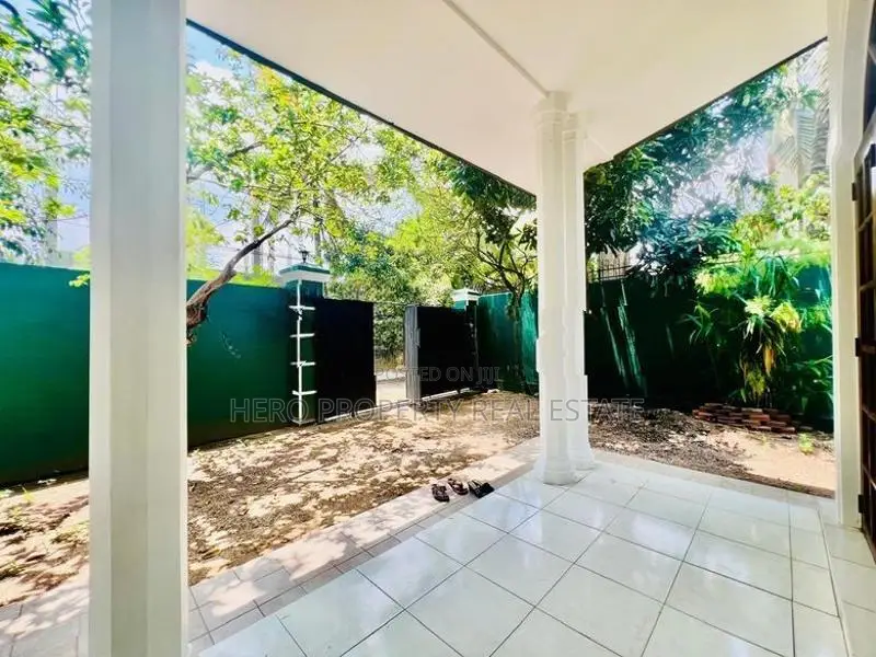 Modern Luxury Elegant House for Sale in Kottawa
