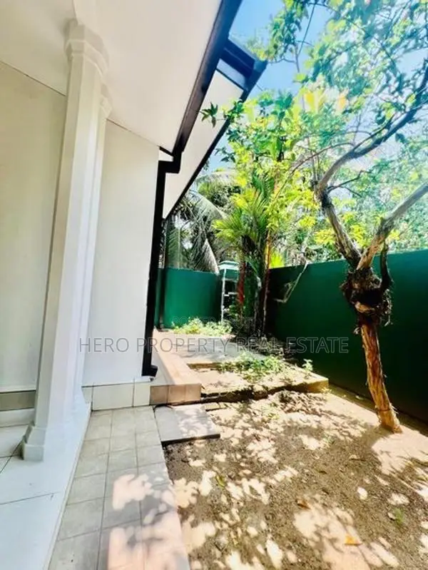 Modern Luxury Elegant House for Sale in Kottawa