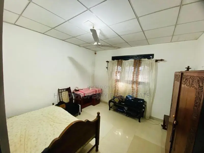 Modern Elegant Single Story House for Sale in Piliyandala
