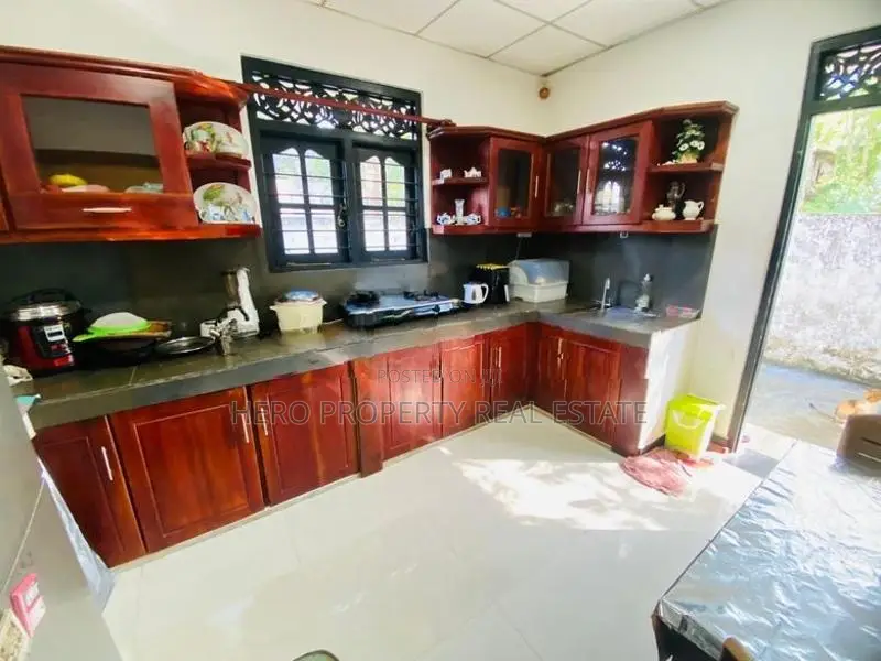 Modern Elegant Single Story House for Sale in Piliyandala