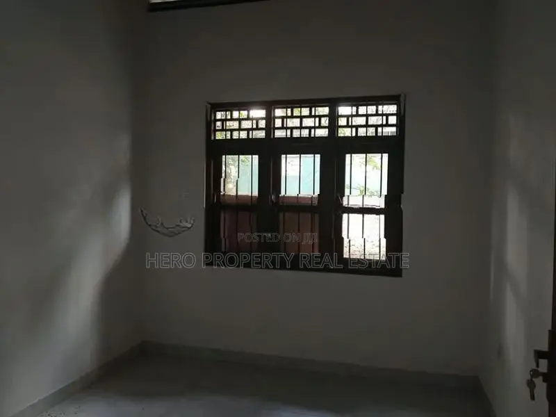 Single Story House for Sale in Rathupaswala