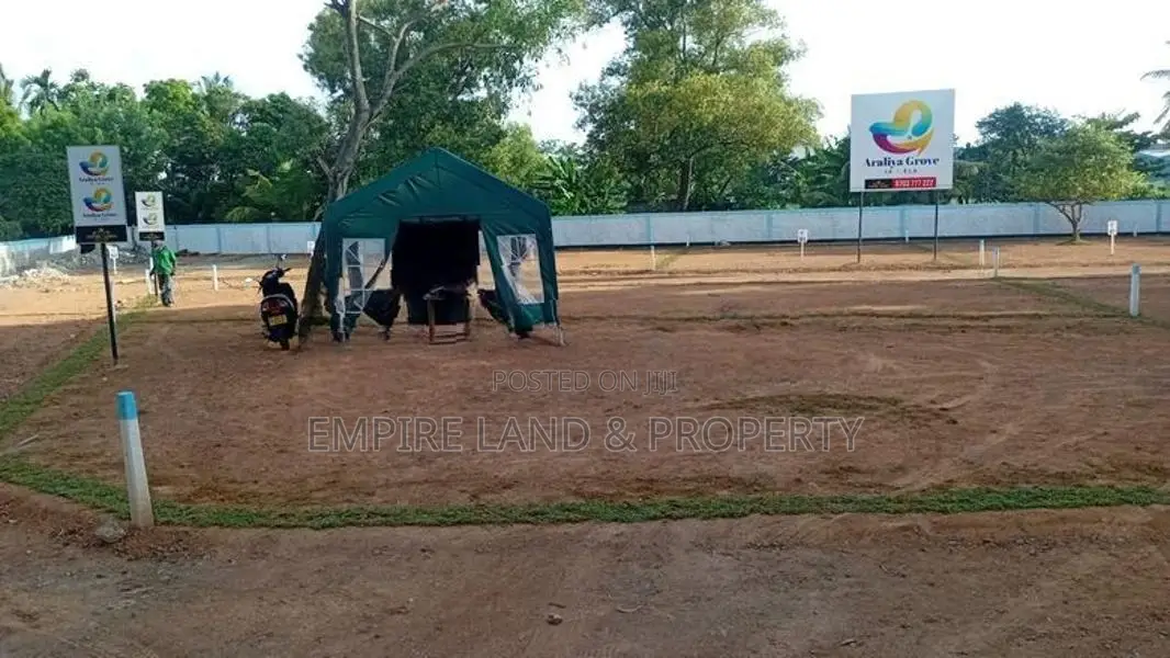 Walking Distance to Colombo 5 Kurunegala Road Ekala