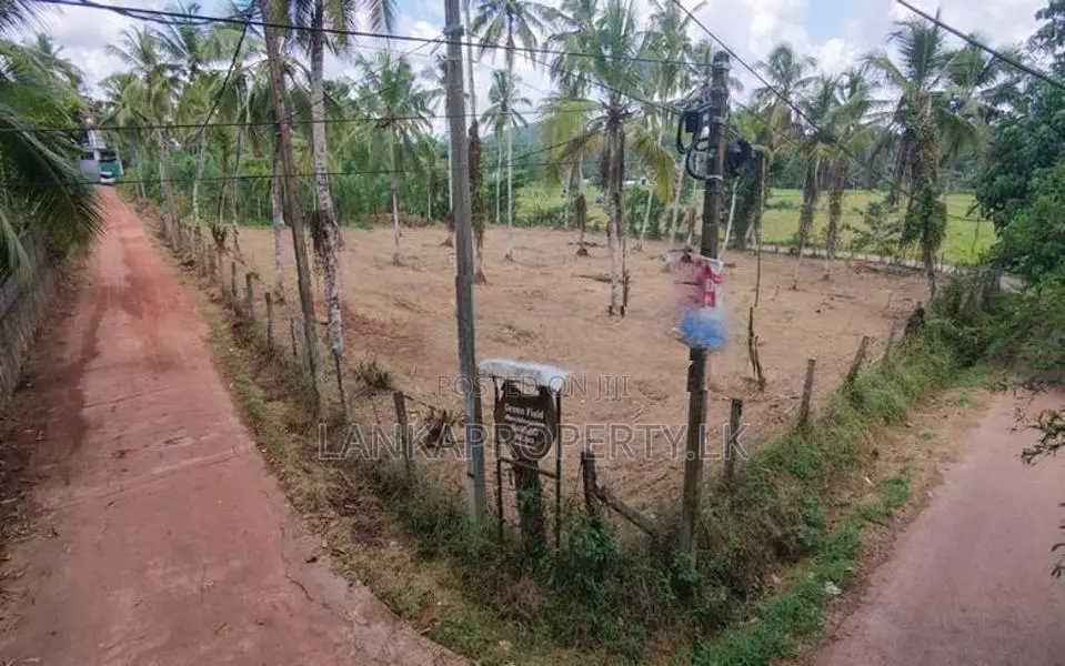 Valuable Residential Land Blocks for Sale in Weliweriya