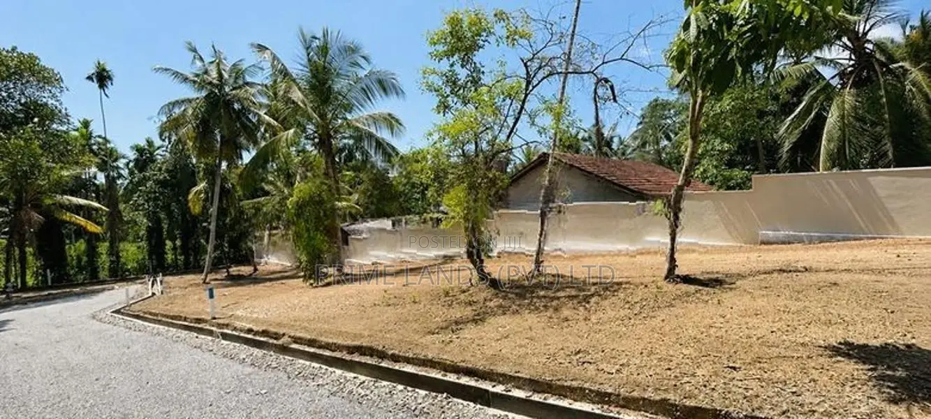 Homagama Land for Sale Town
