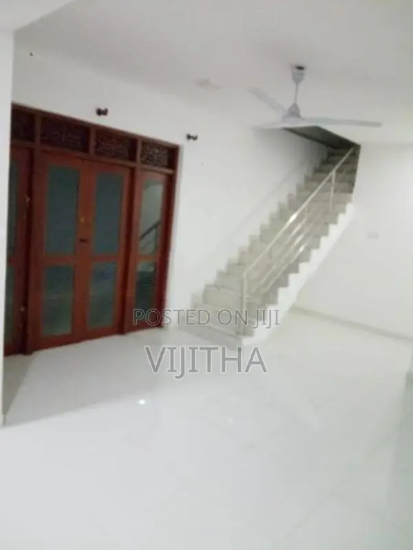 Two Story House for Rent Nugegoda