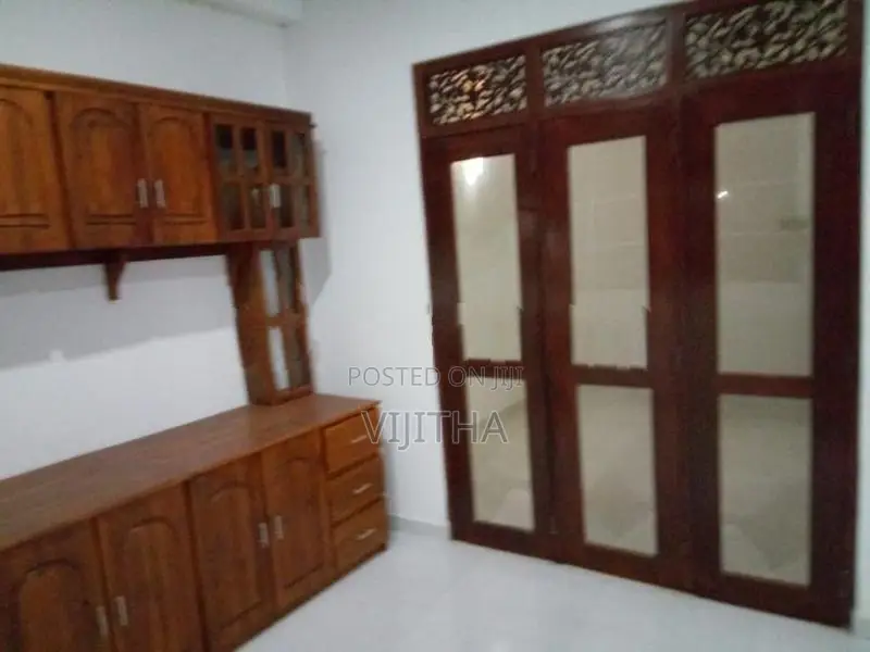 Two Story House for Rent Nugegoda