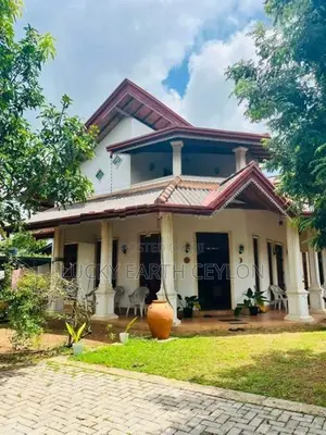 Siddamulla, Kottawa, 2 Story, Fully Furnished House For Rent (NZM1145)