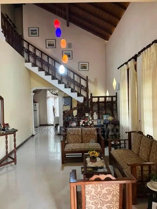 Siddamulla, Kottawa, 2 Story, Fully Furnished House For Rent (NZM1145)