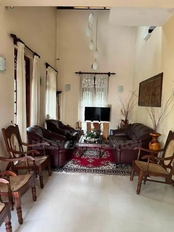 Siddamulla, Kottawa, 2 Story, Fully Furnished House For Rent (NZM1145)