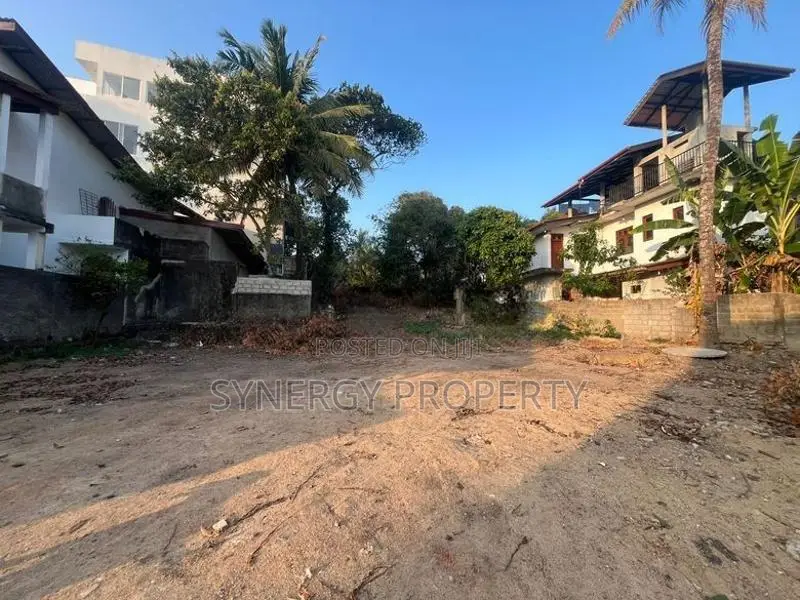 30 Perch Land for Sale in Kadawatha (LA-GAMKD-197)