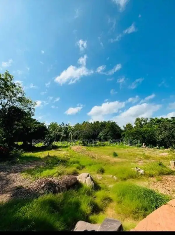 Wennappuwa 5 Acres Prime Land for Sale