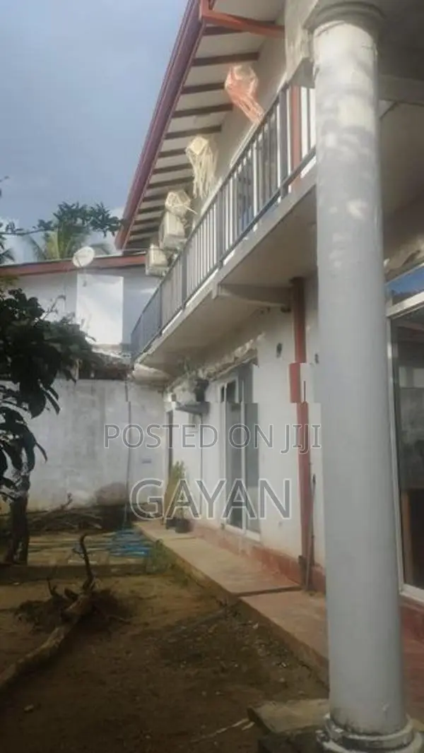 Modern 2-Story Building with 15 Perches Land for Sale in Kundasale