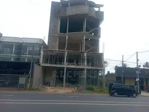 5 Story Building for Sale - Katunayaka