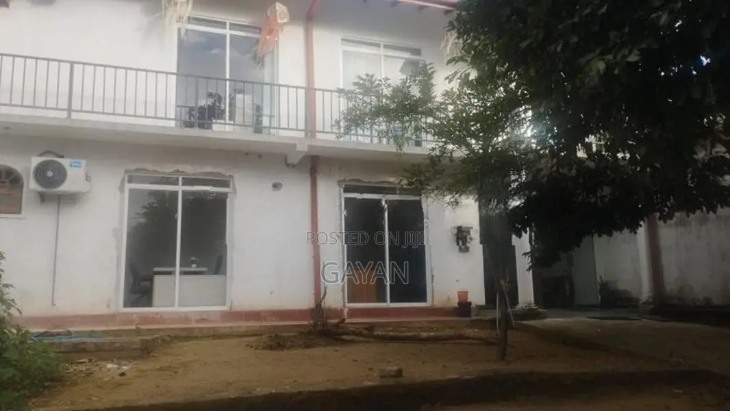Modern 2-Story Building with 15 Perches Land for Sale in Kundasale