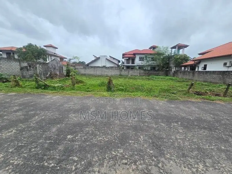 Residence Area Bare Land for Sale in Negombo Dalupatha