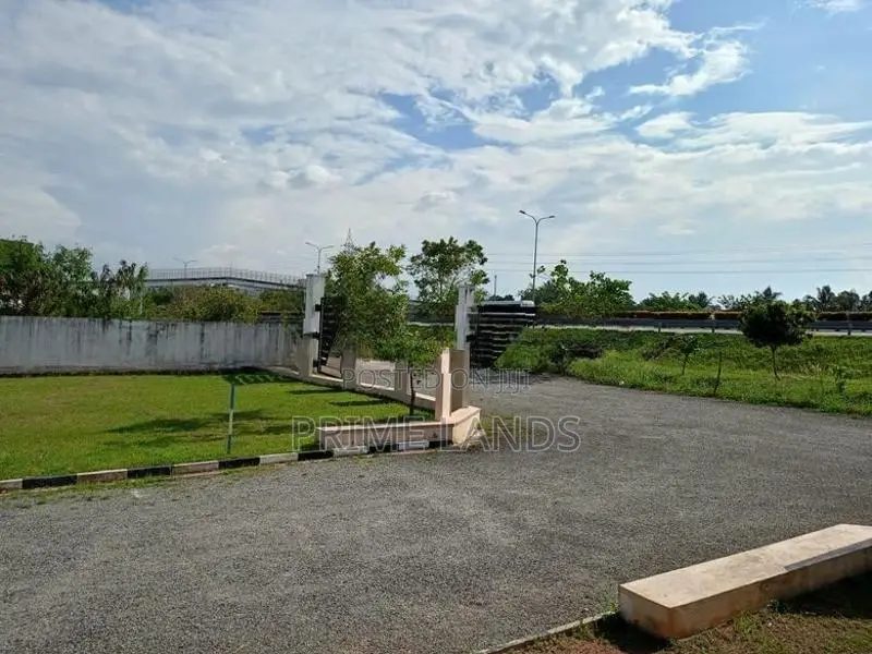Land in Mabola Wattala