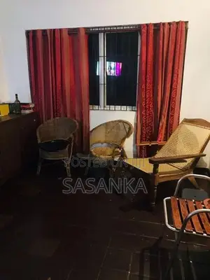 මාලබේ අරංගල දෙමහල් නිවසක් විකිණීමට ඇත