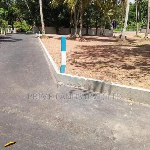 Land for Sale Minuwangoda