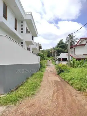 Piliyandala Kotagedara Land for Sale