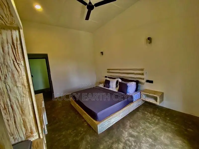 Kandy City Beautifully Furnished Boutique Villa for Sale (LEC154)