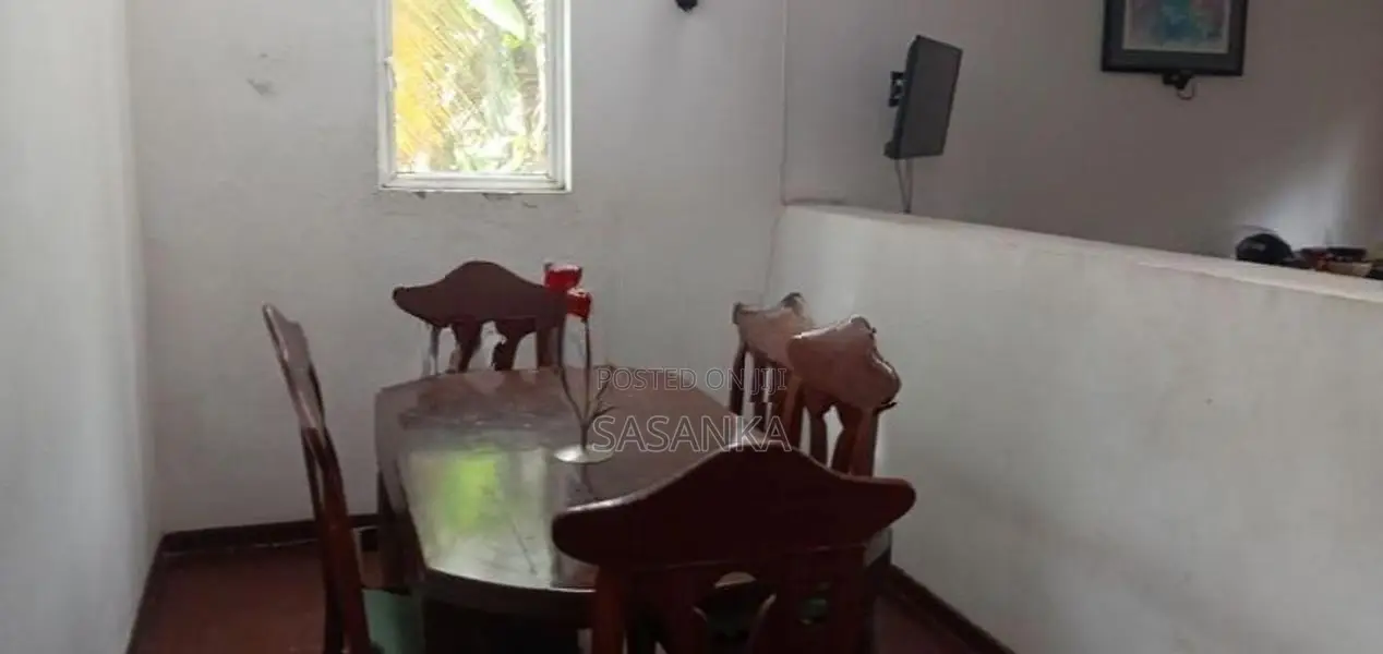 මාලබේ අරංගල දෙමහල් නිවසක් විකිණීමට ඇත