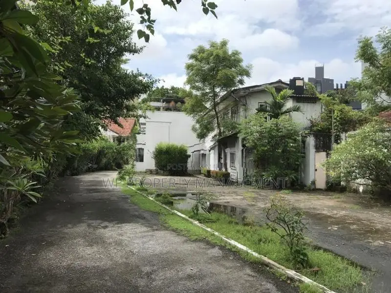 Luxury 3 Bedroom House for Sale in Nugegoda
