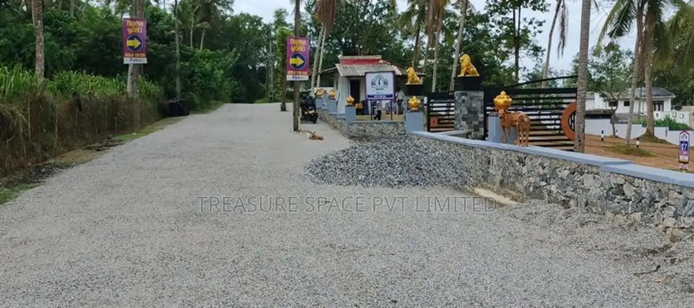 Land for Sale at Malabe Athurugiriya