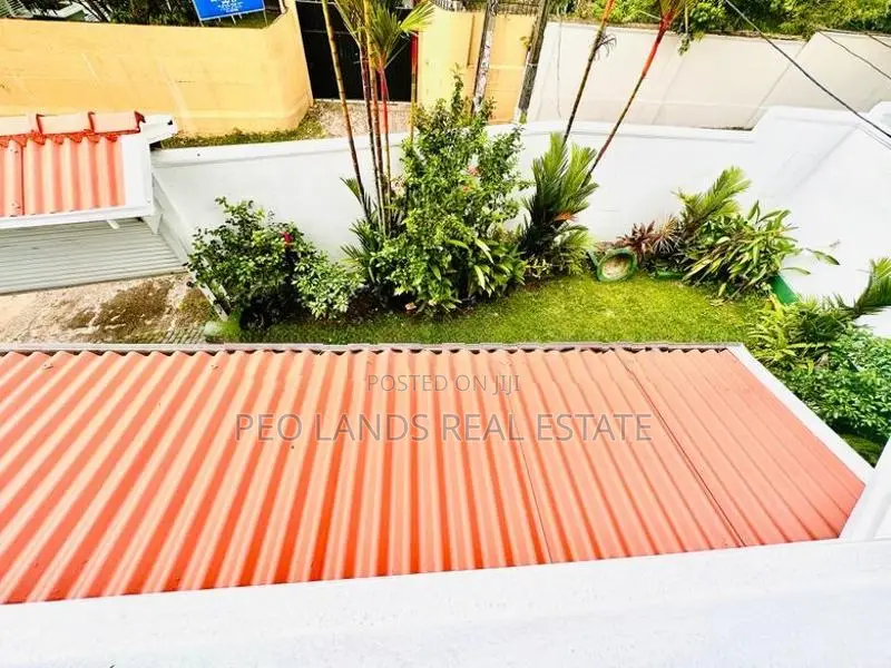 (SR757) 10 Perch Luxury Two Story House for Rent in Pita Kotte