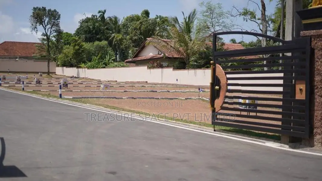 Land for Sale at Mirihana Near 119 Bus Route