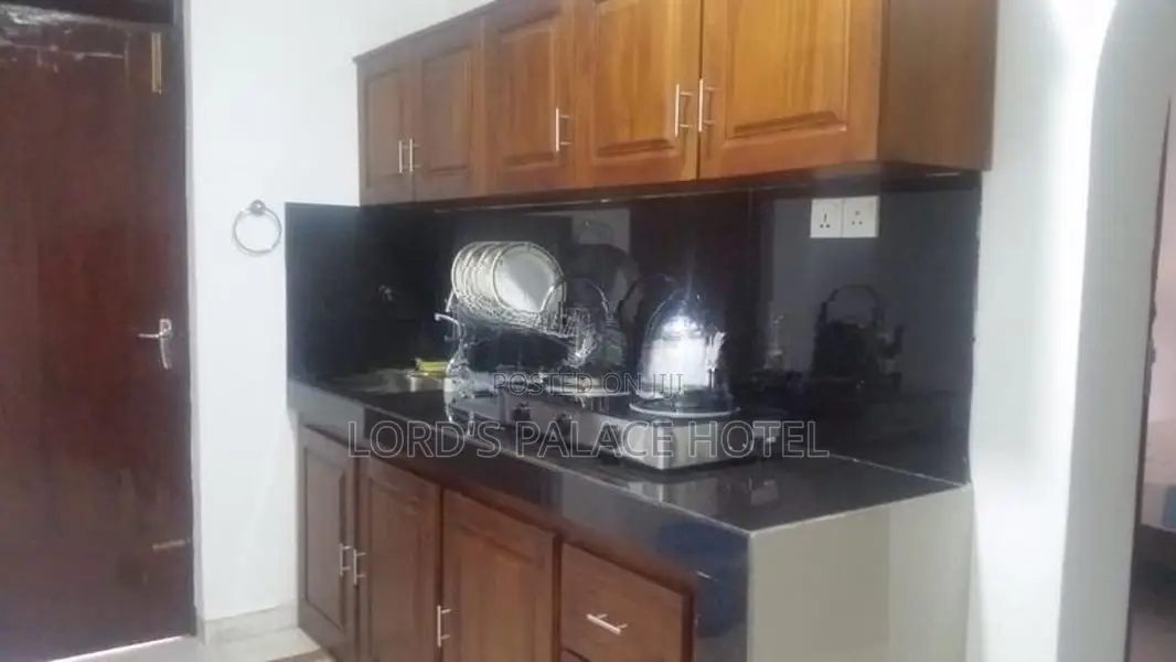 2 BHK Holiday House-Colombo 6
