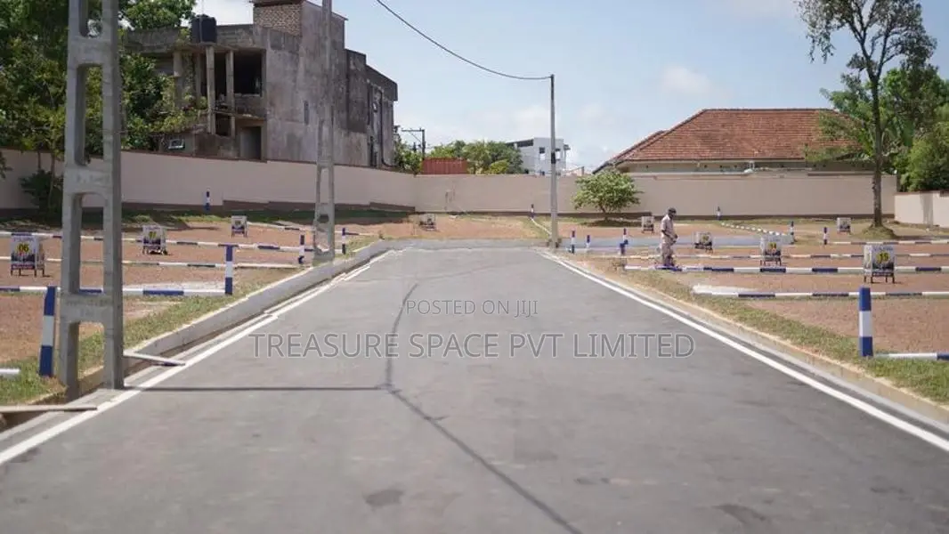 Land for Sale at Mirihana Near 119 Bus Route