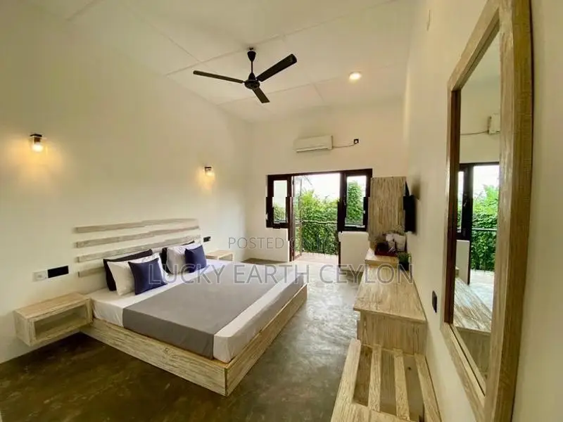 Kandy City Beautifully Furnished Boutique Villa for Sale (LEC154)