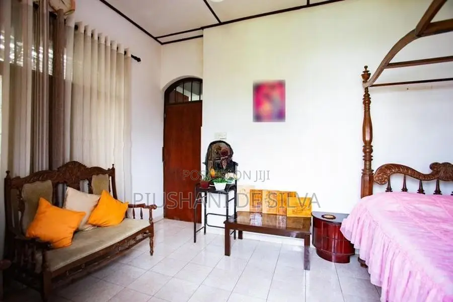 Luxury House for Sale in Nugegoda
