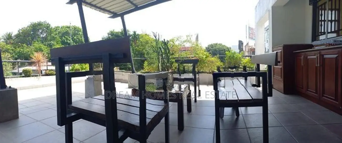 3 Bedroom Luxury House with Land for Sale in Nugegoda