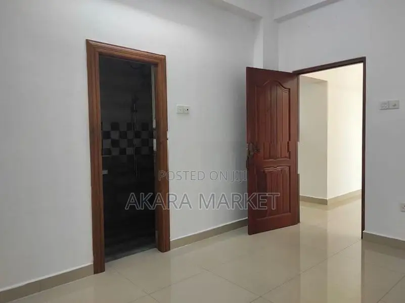 Superior Homes - Unfurnished Apartment for Sale A54240