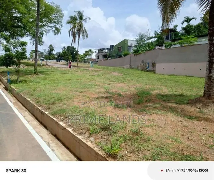 Land for Sale Moragahena