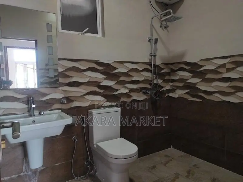 Superior Homes - Unfurnished Apartment for Sale A54240