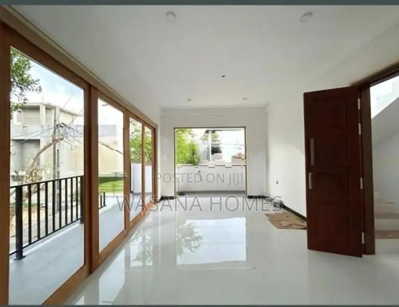 Top House for Sale Borelesgamuwa