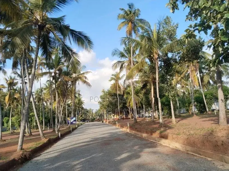Land for Sale in Kadawatha Webada Road