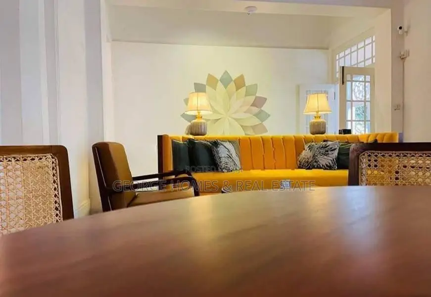 6 Bedroom Luxury House for Sale at Colombo 7