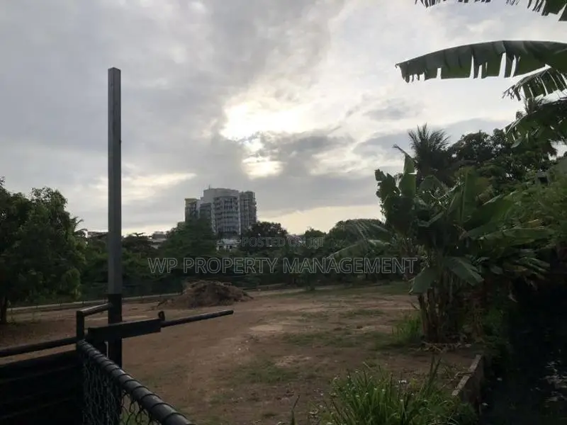 Massive 60-Perch Prime Land for Sale in Nugegoda